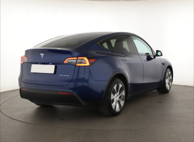 Tesla Model Y - 2022