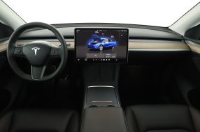 Tesla Model Y - 2022