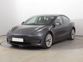 Tesla Model 3 - 2022