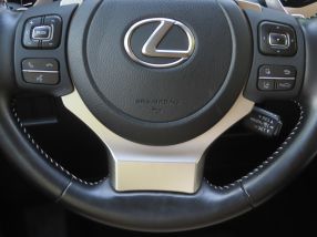 Lexus NX - 2021