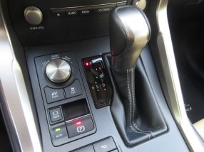 Lexus NX - 2021