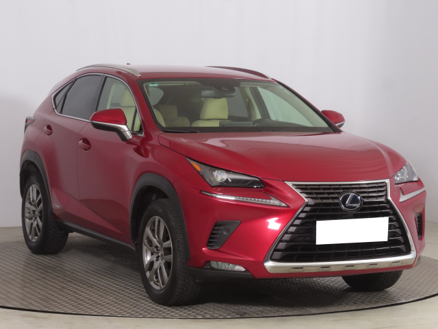 Lexus NX 2021