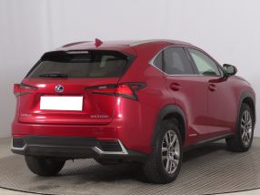 Lexus NX - 2021