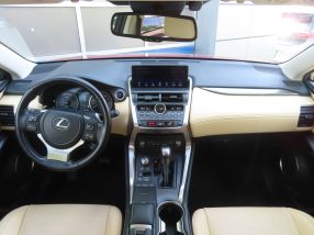 Lexus NX - 2021