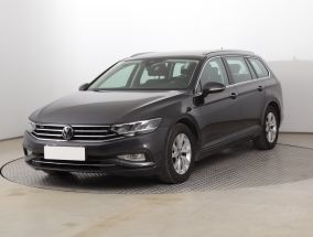 Volkswagen Passat - 2021