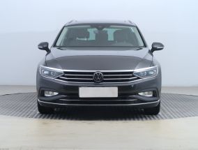 Volkswagen Passat - 2021
