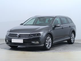 Volkswagen Passat - 2021