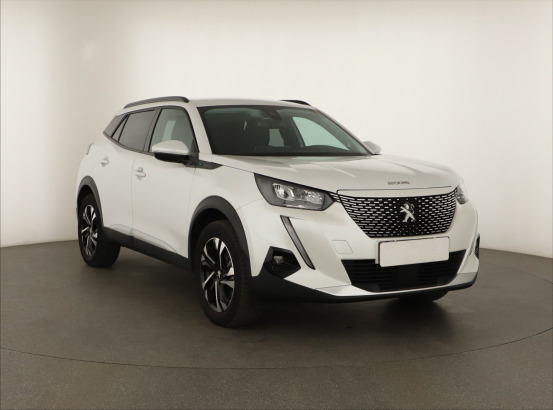 Peugeot e-2008
