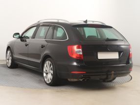 Skoda Superb - 2013