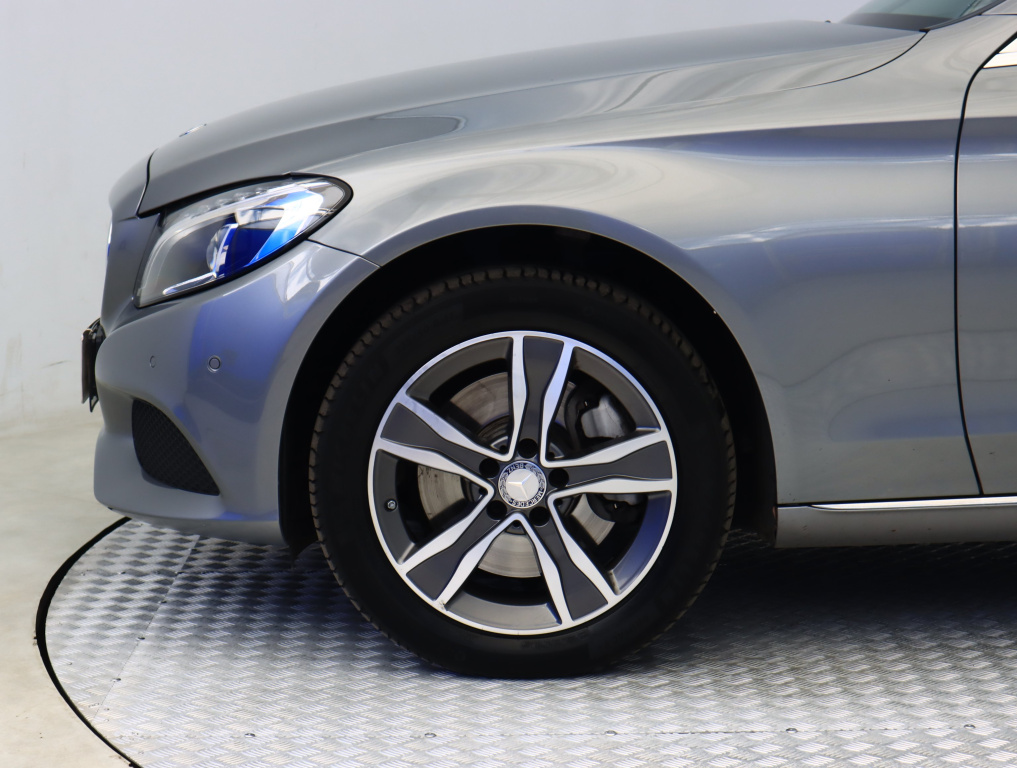 Mercedes-Benz C