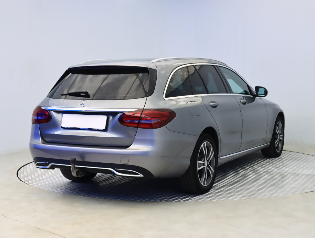 Mercedes-Benz C