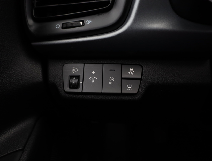 Kia Rio, 2022