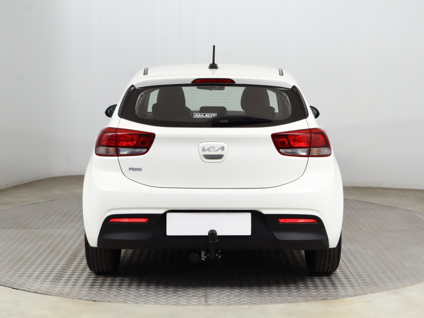 Kia Rio, 2022