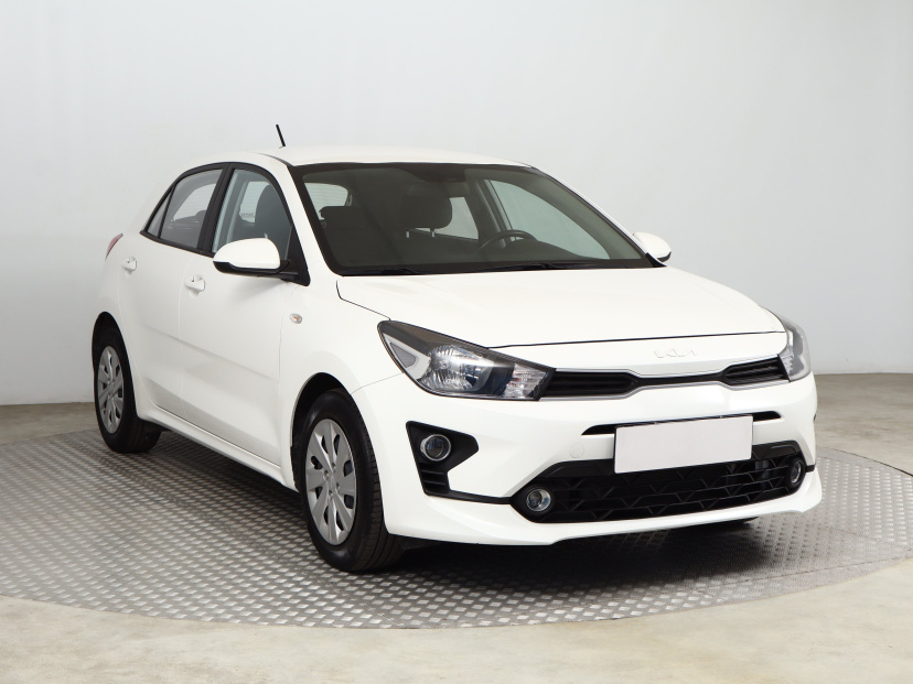 Kia Rio, 2022