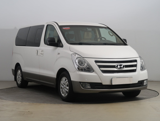 Hyundai H-1 Tour