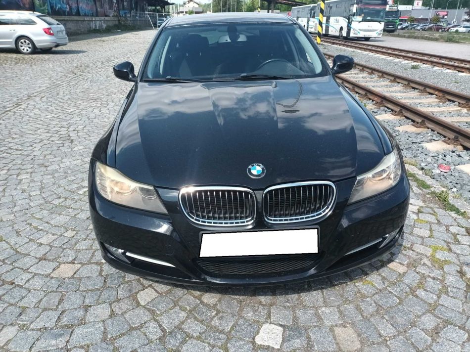 BMW 3 - 2010