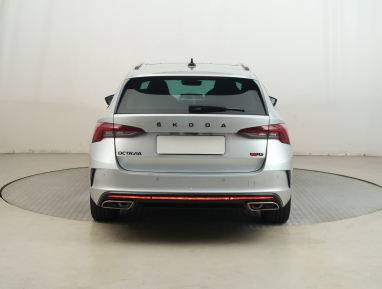 Škoda Octavia - 2021
