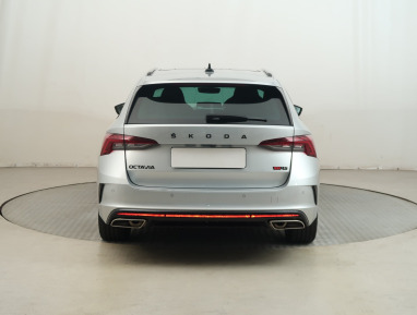 Škoda Octavia - 2021