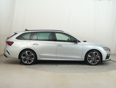 Škoda Octavia - 2021