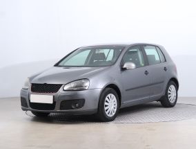 Volkswagen Golf - 2004