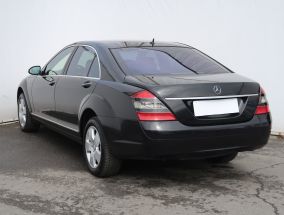 Mercedes-Benz S - 2009
