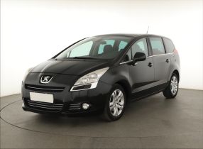 Peugeot 5008 - 2011