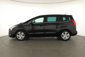 Peugeot 5008 - 2011