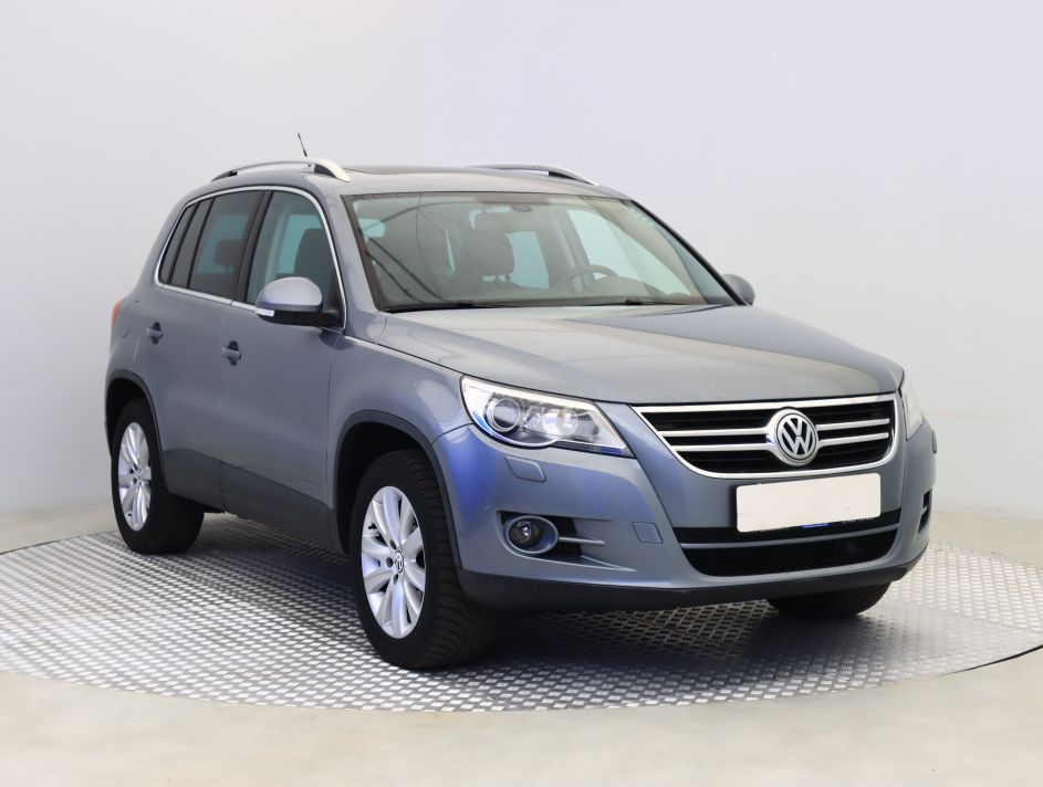Volkswagen Tiguan - 2009