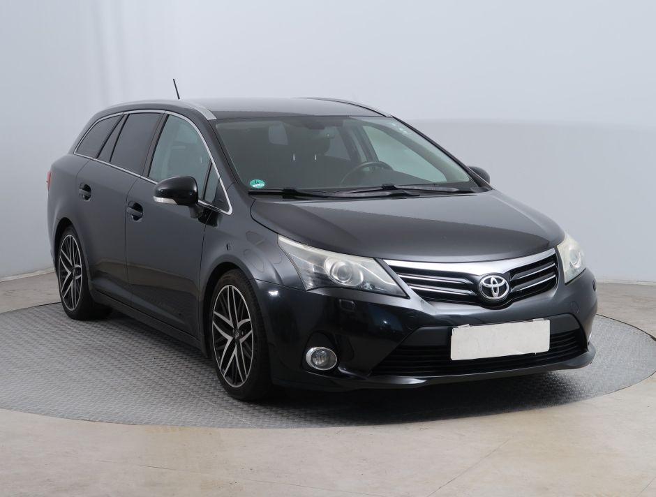 Toyota Avensis - 2013