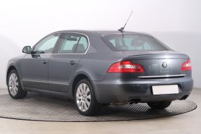 Skoda Superb - 2009