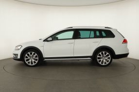 Volkswagen Golf - 2016