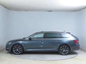 Skoda Superb - 2019