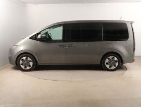Hyundai Staria - 2023