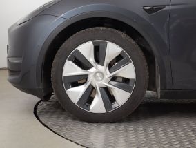 Tesla Model Y - 2021