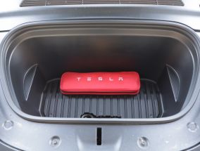 Tesla Model Y - 2021