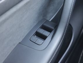 Tesla Model Y - 2021