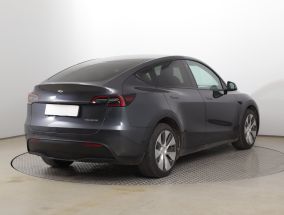Tesla Model Y - 2021