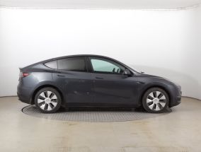 Tesla Model Y - 2021