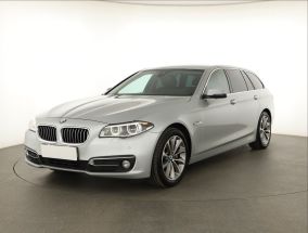 BMW 5 - 2015