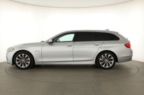 BMW 5 - 2015