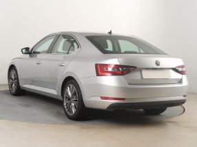 Skoda Superb - 2019