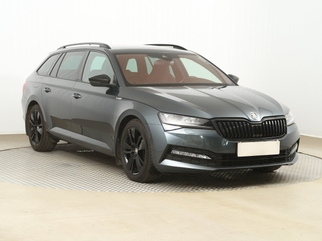 Škoda Superb 2021
