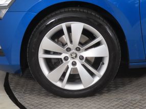 Škoda Superb - 2022