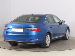 Škoda Superb - 2022