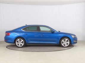 Škoda Superb - 2022