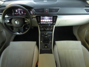 Škoda Superb - 2022