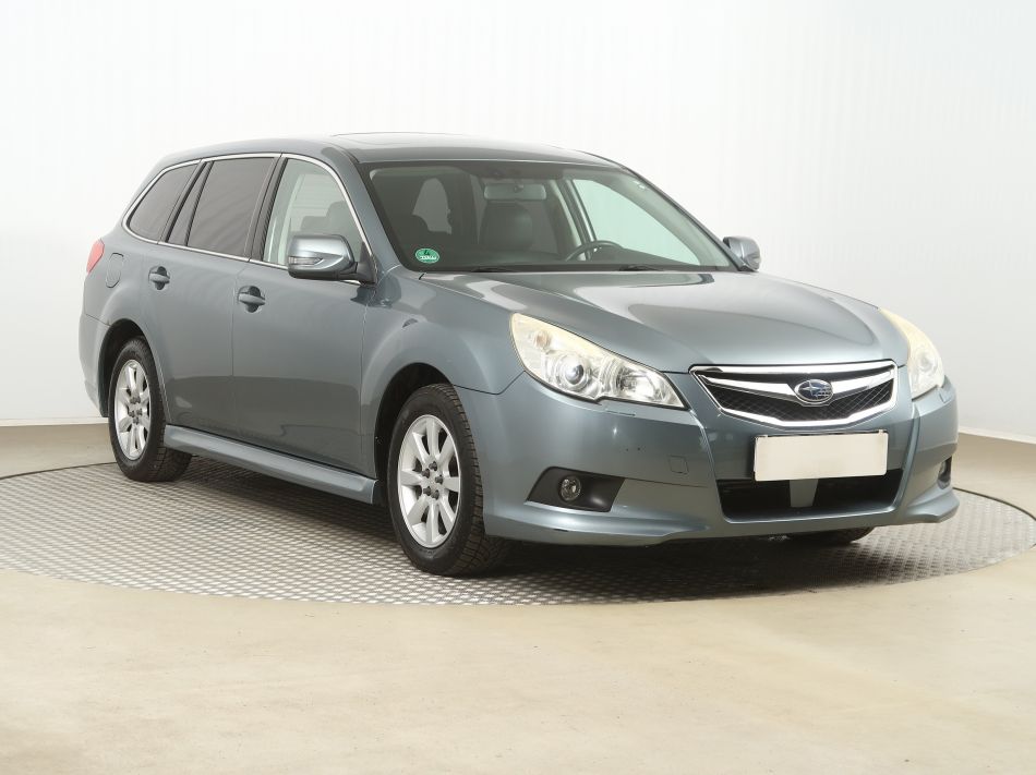 Subaru Legacy - 2011