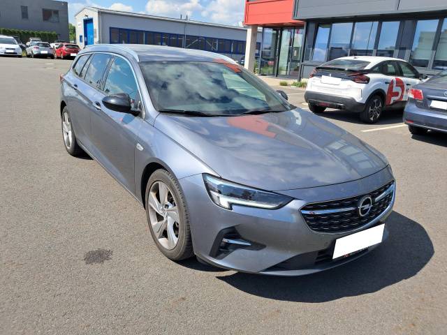 Opel Insignia 2021