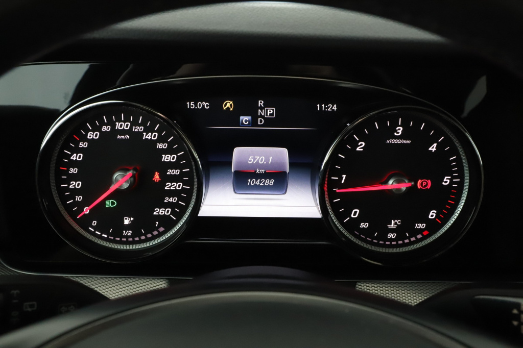 Mercedes-Benz E