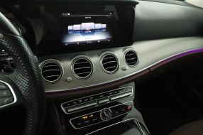 Mercedes-Benz E - 2016